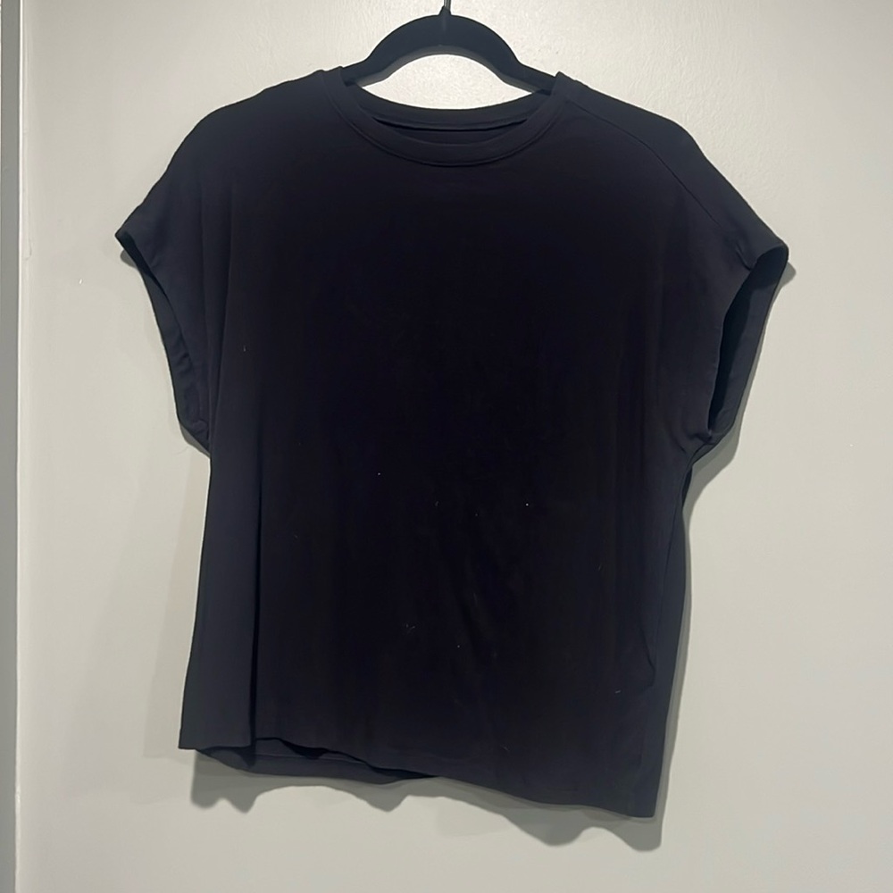 ANTHROPOLOGIE-capped sleeve tee shirt